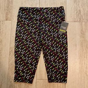 Girls danskin fitted capris